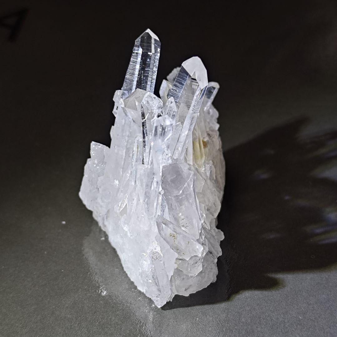 Amazon.co.jp: コロンビア産 レムリアン水晶クラスター : 食品・飲料・お酒